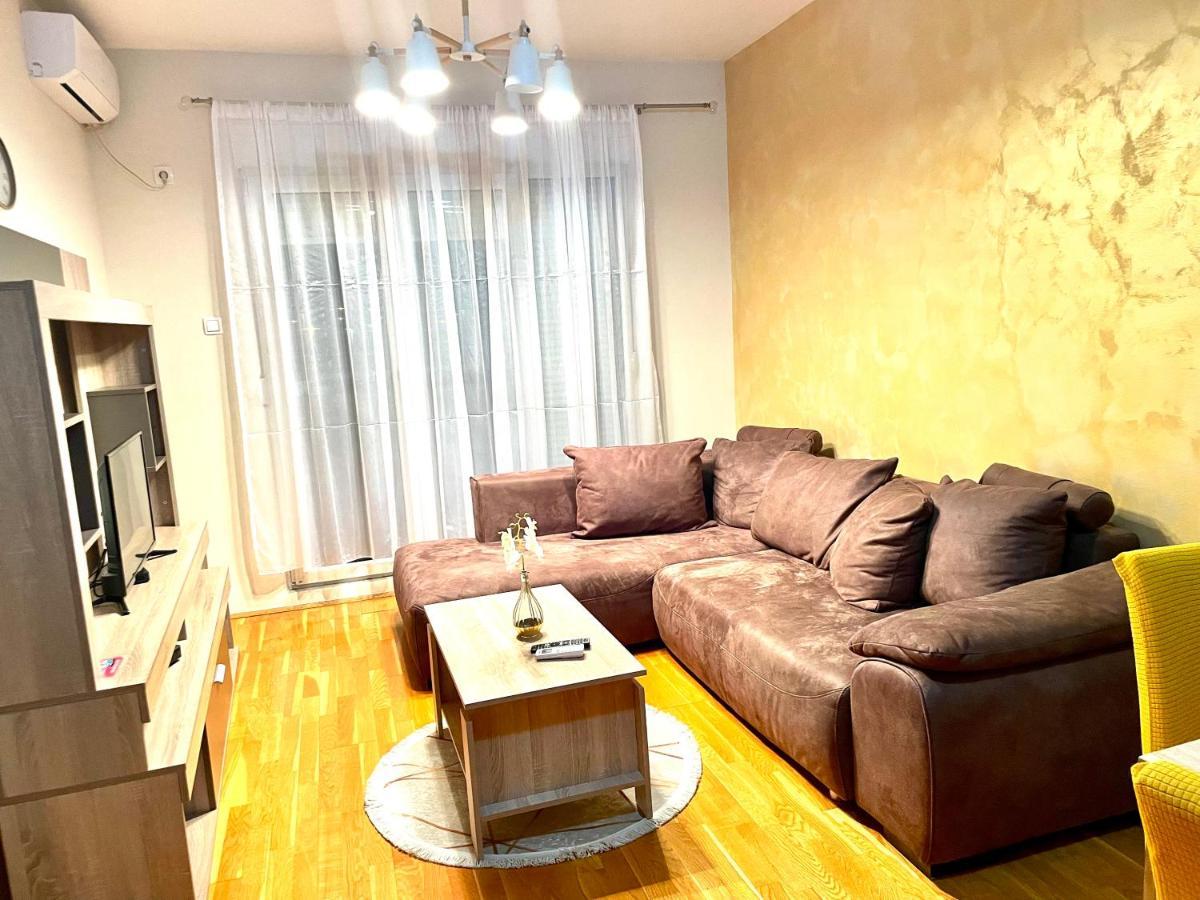 Appartement Naki Apartman à Podgorica Extérieur photo