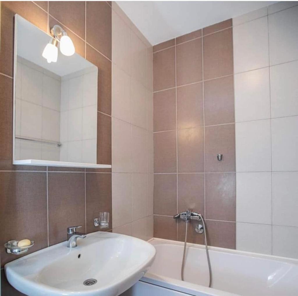 Appartement Naki Apartman à Podgorica Chambre photo